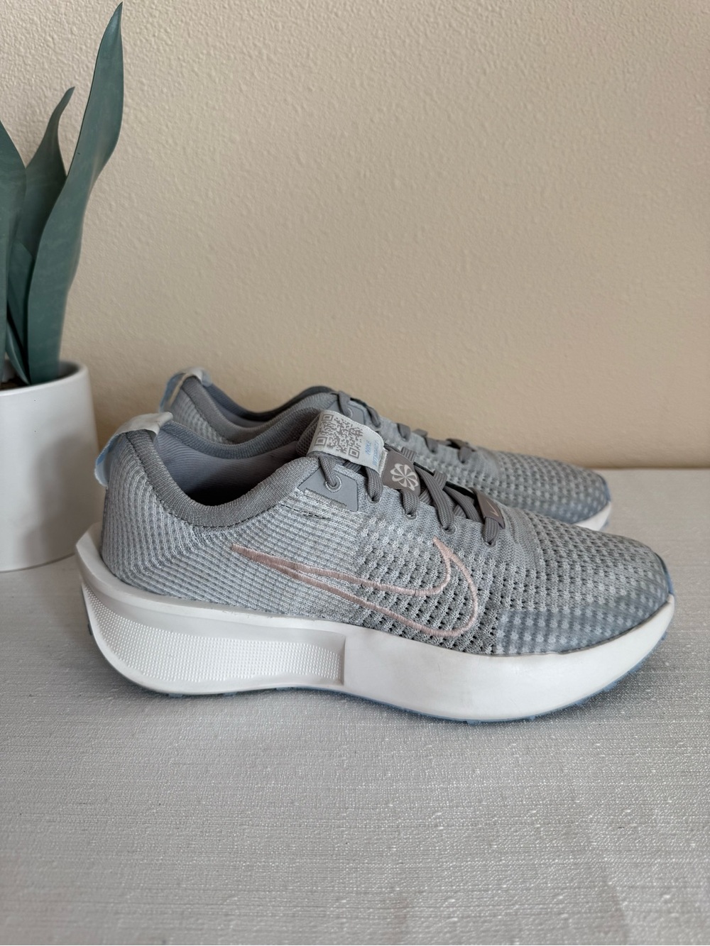Nike Gray Mesh Running Sneakers